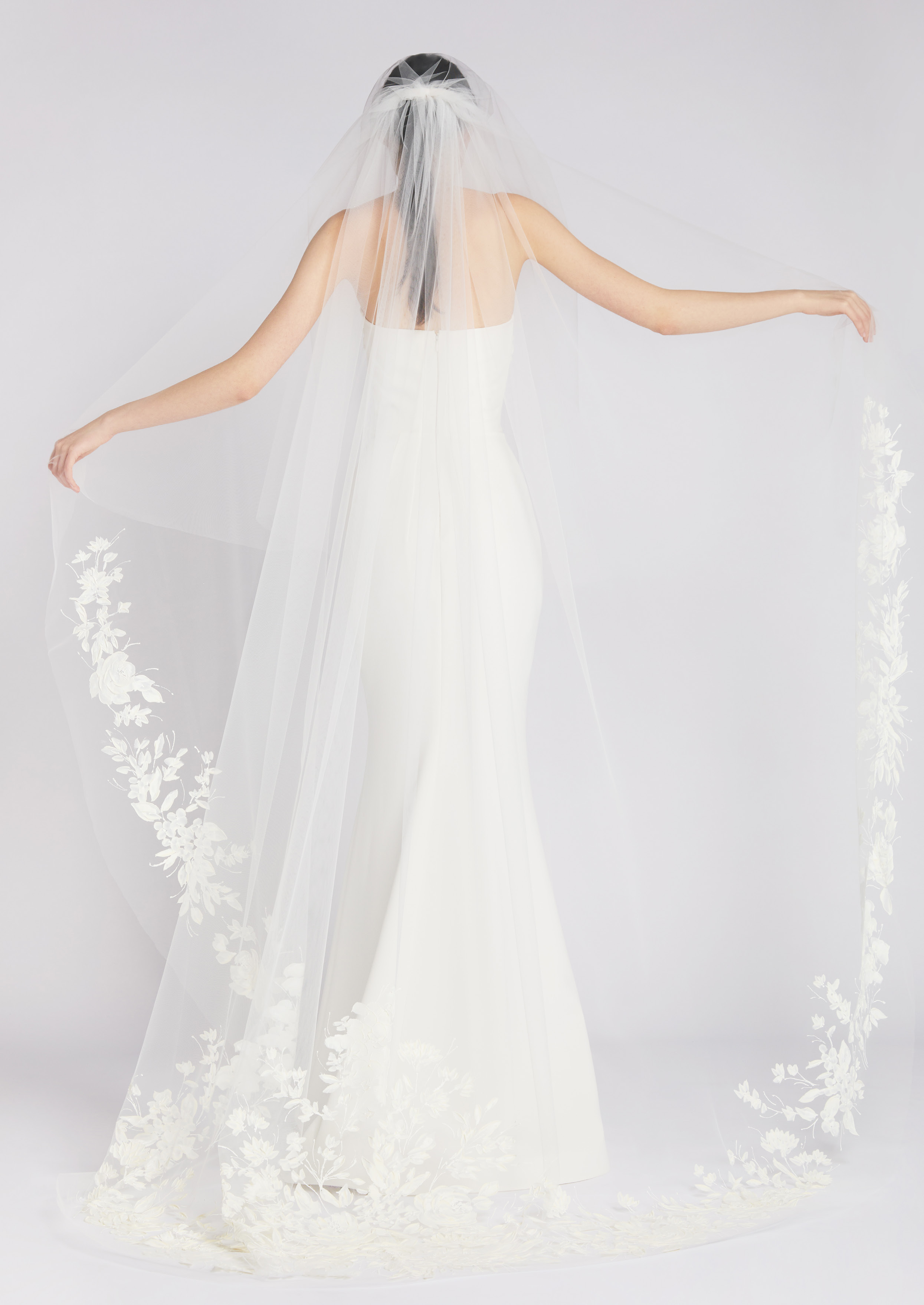 Hand-Painted Veil_Back